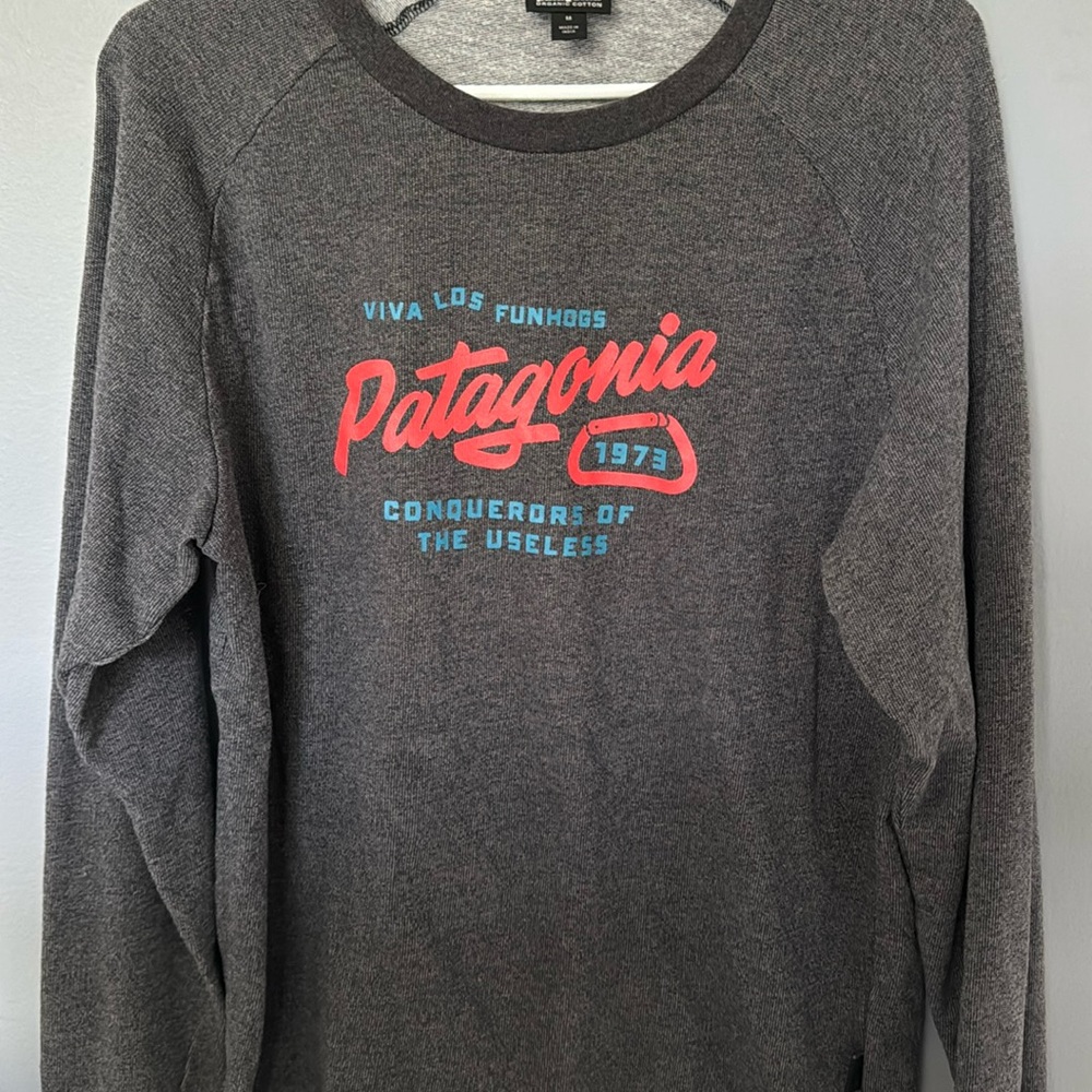 Men’s Patagonia sweatshirt